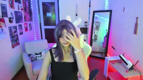 sakura_of online show from 09/26/25, 11:36