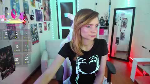 sakura_of online show from 10/08/25, 11:30