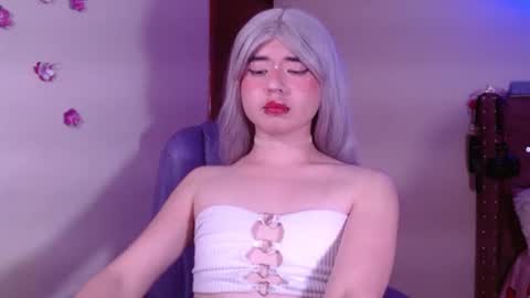 Snapshot of sakuraa_9 chatting on 10/06/25, 03:20 saku online show from 10/06/25, 03:20