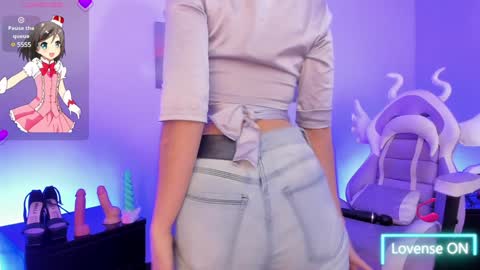 Sakura online show from 02/05/25, 11:12