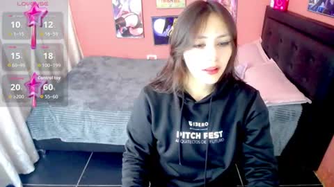 Snapshot of sakuraamimi chatting on 07/19/26, 11:36 sakuraamimi online show from 07/19/26, 11:36