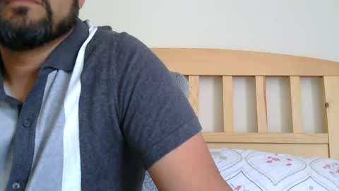 sal cumplaciente online show from 04/22/26, 05:36