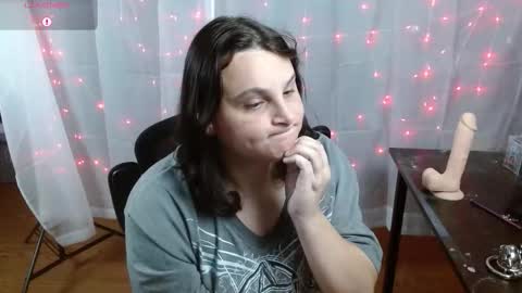 Snapshot of salacious_bunny chatting on 12/02/25, 02:23 salacious_bunny online show from 12/02/25, 02:23