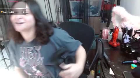 Snapshot of salacious_bunny chatting on 02/05/26, 03:05 salacious_bunny online show from 02/05/26, 03:05