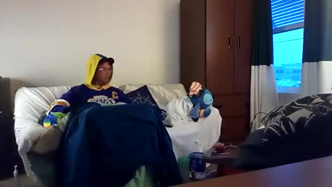 Snapshot of salis1981 chatting on 02/02/25, 01:12 salis1981 online show from 02/02/25, 01:12