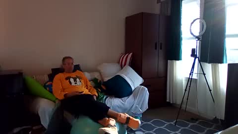 Snapshot of salis1981 chatting on 03/02/25, 12:31 salis1981 online show from 03/02/25, 12:31