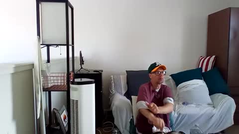 Snapshot of salis1981 chatting on 03/04/25, 09:54 salis1981 online show from 03/04/25, 09:54