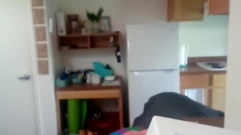 Snapshot of salis1981 chatting on 09/27/25, 06:02 salis1981 online show from 09/27/25, 06:02