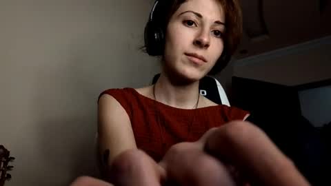 Snapshot of salleyrancourt chatting on 04/15/26, 12:34 Ariel online show from 04/15/26, 12:34