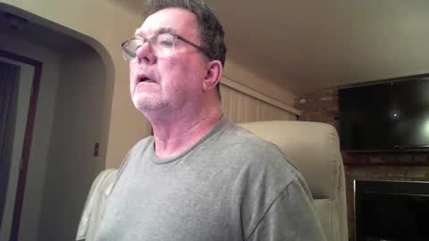 sally______ online show from 04/20/26, 04:26