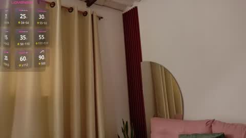 Silvia  online show from 06/16/26, 12:30
