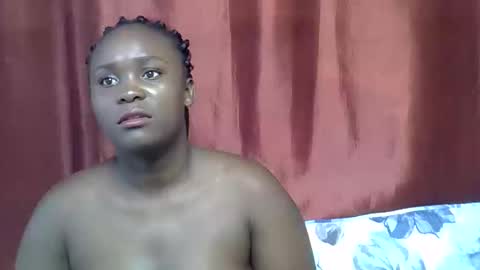 sally_bee1 online show from 05/23/26, 10:08