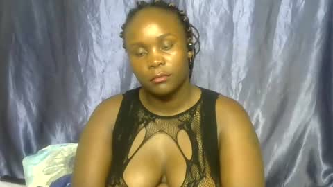 sally_bee1 online show from 07/19/26, 03:05