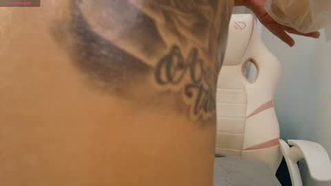 Sally online show from 04/10/26, 02:00