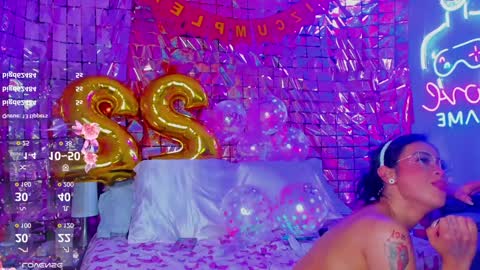 miss Sally online every night from 1am to 8am  Colombia time online show from 01/17/25, 08:13