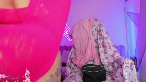 miss Sally online every night from 1am to 8am  Colombia time online show from 04/02/26, 12:36