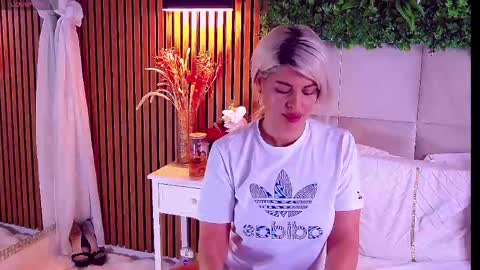 Snapshot of salmaroze chatting on 05/24/26, 03:11 SalmaRoze online show from 05/24/26, 03:11