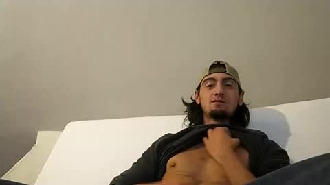 salmonman1305 online show from 10/26/25, 02:06