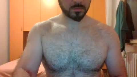 Snapshot of salmorej0 chatting on 06/19/26, 07:50 salmorej0 online show from 06/19/26, 07:50