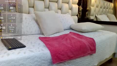 salome online show from 10/24/25, 03:52