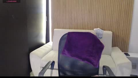 Salome online show from 02/09/26, 10:47