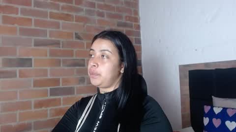 Snapshot of salome__palmer chatting on 05/12/26, 10:29 online show from 05/12/26, 10:29