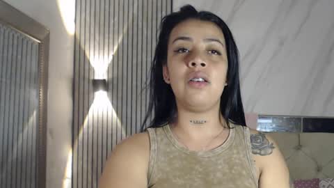 Snapshot of salome__palmer chatting on 06/03/26, 12:02 online show from 06/03/26, 12:02