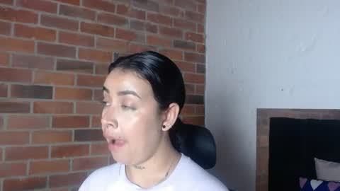 Snapshot of salome__palmer chatting on 06/10/26, 10:52 online show from 06/10/26, 10:52