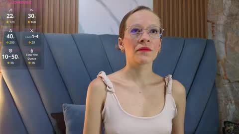 salome_cruxx online show from 04/21/26, 12:11