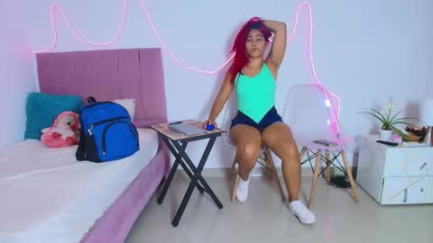 Snapshot of salome_horny3 chatting on 04/24/26, 06:43 salome_horny3 online show from 04/24/26, 06:43