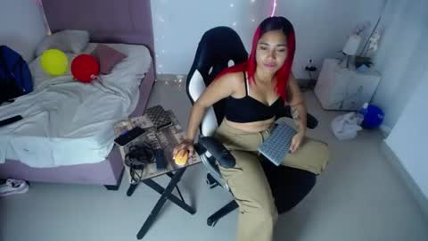 Snapshot of salome_horny3 chatting on 07/05/26, 11:39 salome_horny3 online show from 07/05/26, 11:39