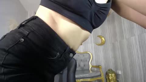 Snapshot of salome_stockman_sub chatting on 02/13/25, 11:37 Salome online show from 02/13/25, 11:37