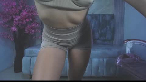 Snapshot of salome_stockman_sub chatting on 09/14/25, 01:16 Salome online show from 09/14/25, 01:16