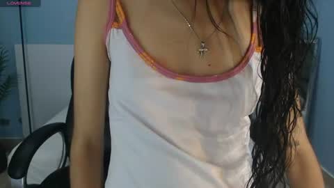 Snapshot of salome_veles chatting on 06/23/26, 06:50 salome_veles online show from 06/23/26, 06:50