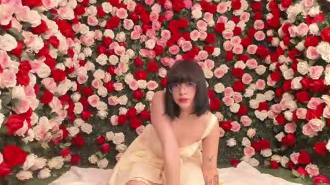 Salome velour online show from 06/03/26, 12:41