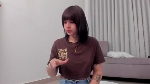 Snapshot of salome_velour chatting on 07/08/26, 02:43 Salome velour online show from 07/08/26, 02:43