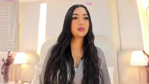 Snapshot of salomebell chatting on 06/02/26, 08:22 online show from 06/02/26, 08:22