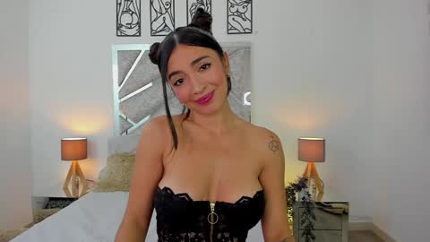 Snapshot of salomedyla chatting on 02/06/25, 11:58 salomedyla online show from 02/06/25, 11:58