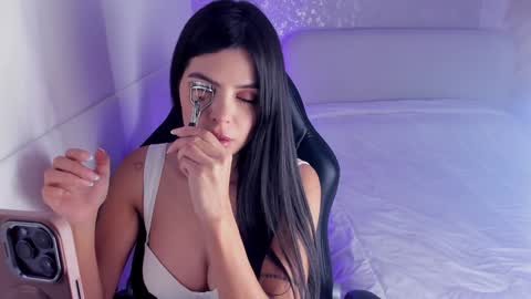 Snapshot of salomee_11 chatting on 12/18/24, 02:53 salo online show from 12/18/24, 02:53