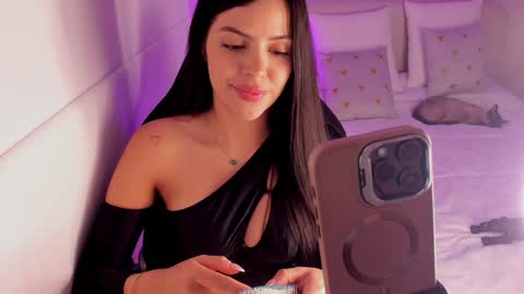Snapshot of salomee_11 chatting on 01/16/25, 05:11 salo online show from 01/16/25, 05:11