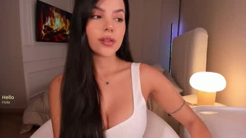 Snapshot of salomee_11 chatting on 10/13/25, 02:55 salo online show from 10/13/25, 02:55