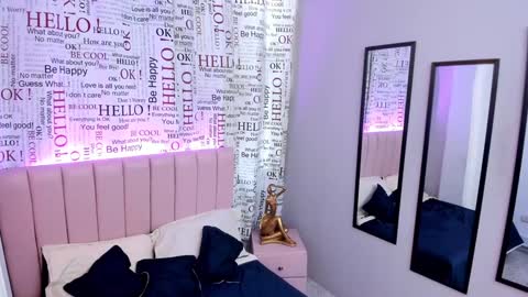 Salome online show from 12/31/24, 06:02