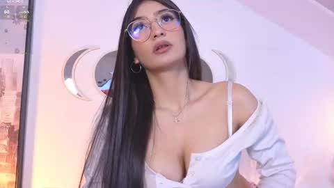Snapshot of salomee_mon chatting on 06/13/26, 02:59 Salo online show from 06/13/26, 02:59