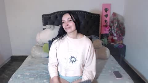 yenny online show from 02/06/26, 03:22