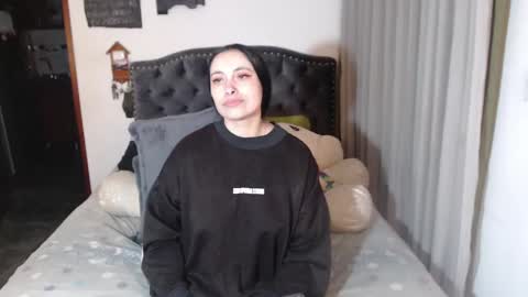 yenny online show from 04/21/26, 03:13