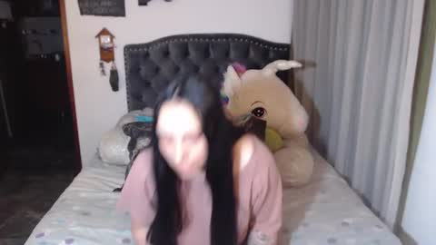 Snapshot of salomefox2 chatting on 06/20/26, 03:42 yenny online show from 06/20/26, 03:42