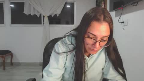 salome online show from 04/14/26, 01:00