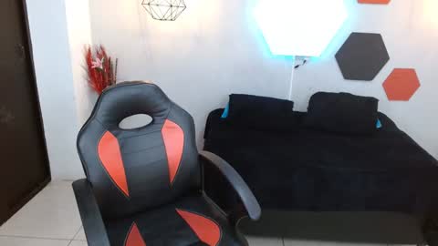 martina online show from 02/26/25, 01:43