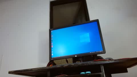 martina online show from 03/10/25, 05:33