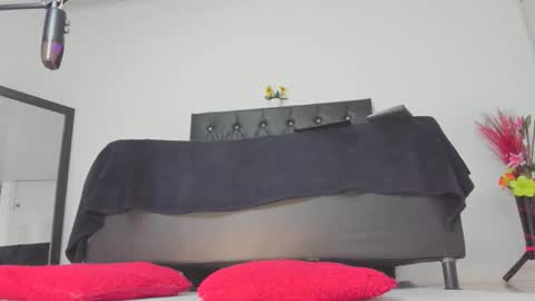 martina online show from 05/16/26, 12:18